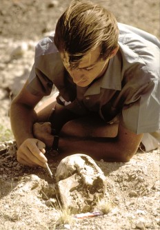 Newswise: World-Renowned Paleoanthropologist Richard Leakey To Be Honored at Week-Long Conference at Stony Brook University