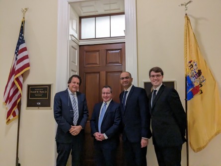 Newswise: Prostate Specialists Deliver Capitol Hill Briefing on Innovative PAE Procedure to Improve Men’s Health