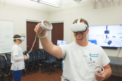 Newswise: UWF nursing students step into real-life scenarios with virtual reality platform 
