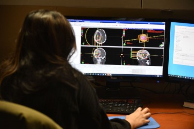 Newswise: As patients wait for imaging results, research links delays with how online radiologists get paid